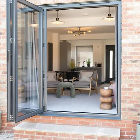 Eightysix Bondgate By Harrogate Serviced Apartment *