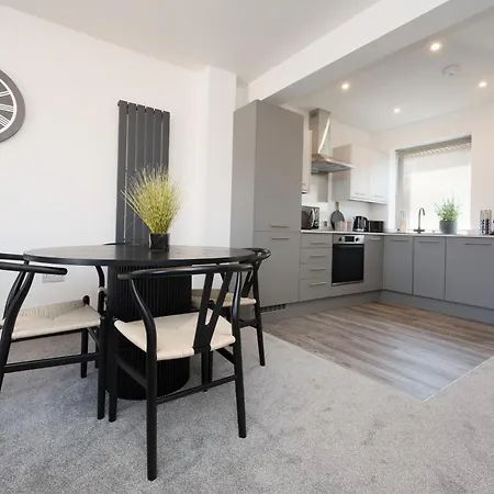 Eightysix Bondgate By Harrogate Serviced *